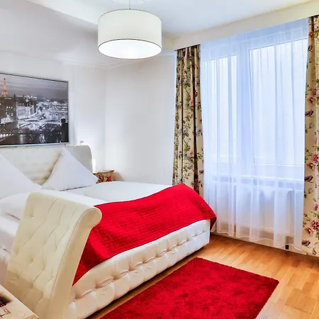Laterne Hotel 3*